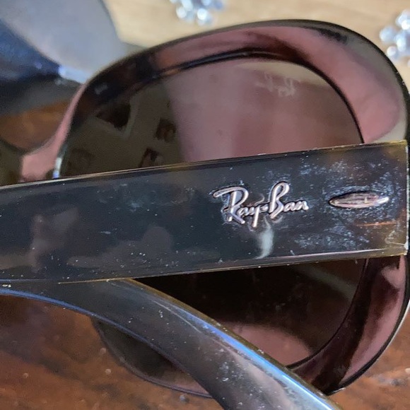 Ray bans - Picture 2 of 3